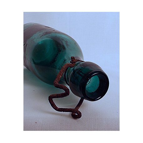 Old Bottle-1870's R. ELLOITT & CO- Trenton, N J-Teal Blob Soda